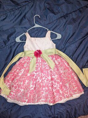 Youngland Fancy Floral Girls Dress, size 5